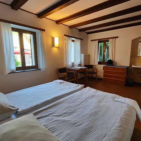Szálloda Parkhotel Emmaus - Casa Rustico 2*